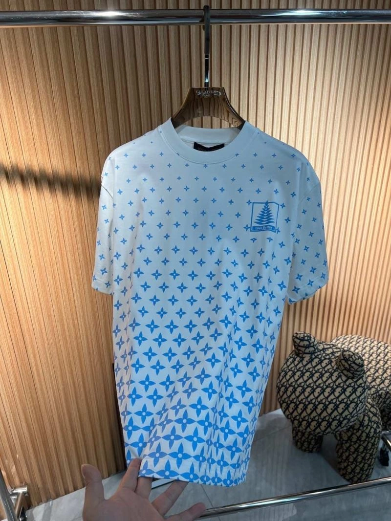 Attractive Louis Vuitton T-Shirts 136133