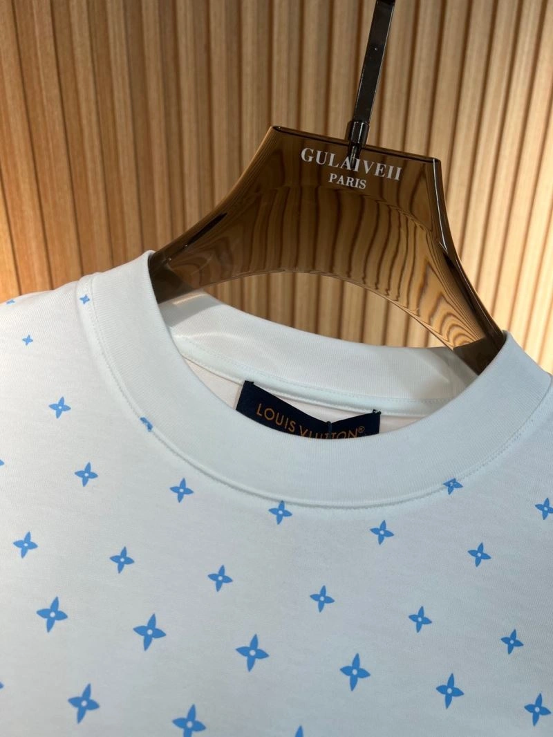 Attractive Louis Vuitton T-Shirts 136133