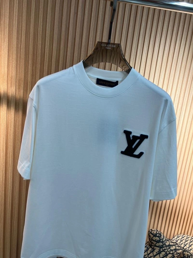 Breathable Louis Vuitton T-Shirts 136129