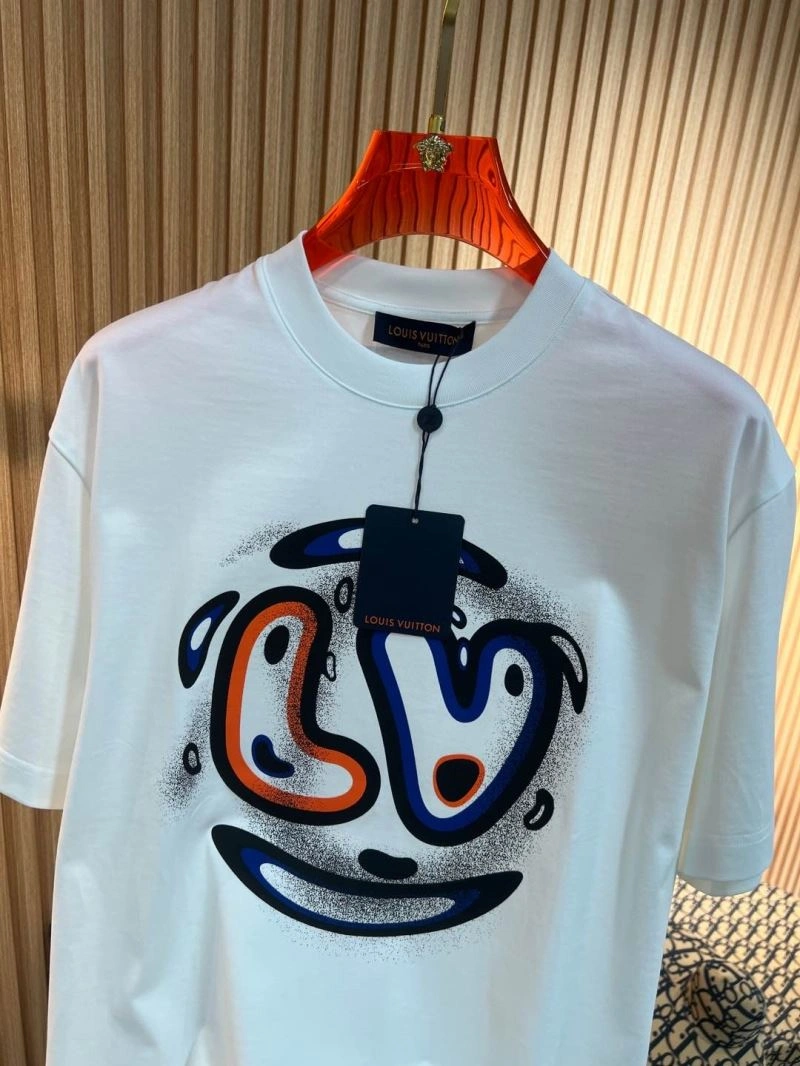 Louis Vuitton T-Shirts Effortless 136131