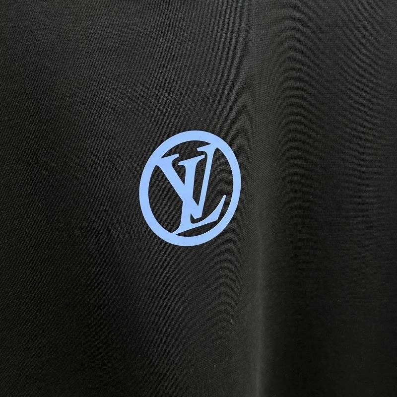 Louis Vuitton T-Shirts WaterResistant 136124