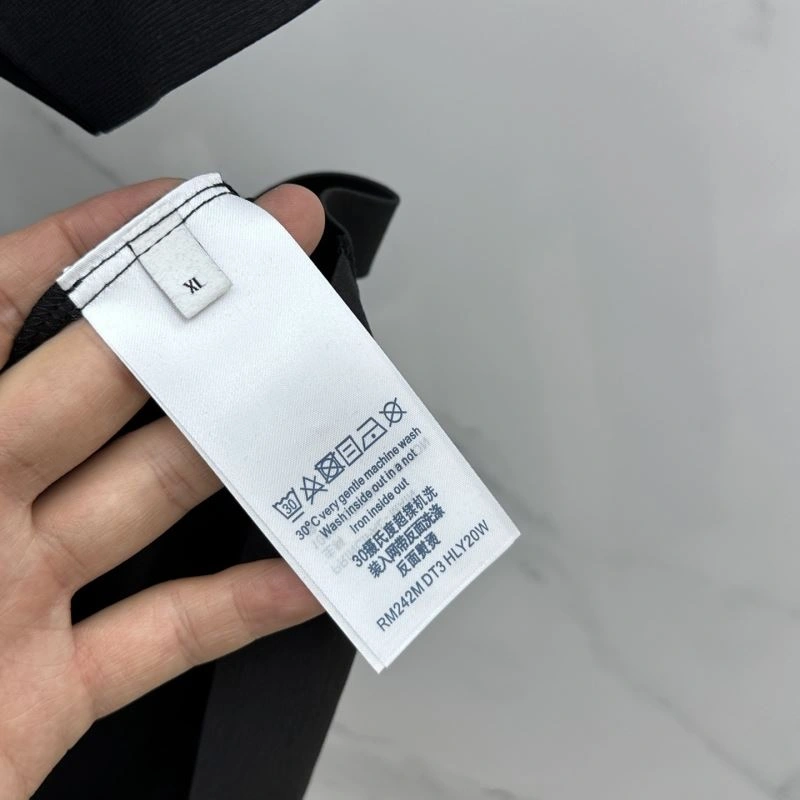 Louis Vuitton T-Shirts WaterResistant 136124