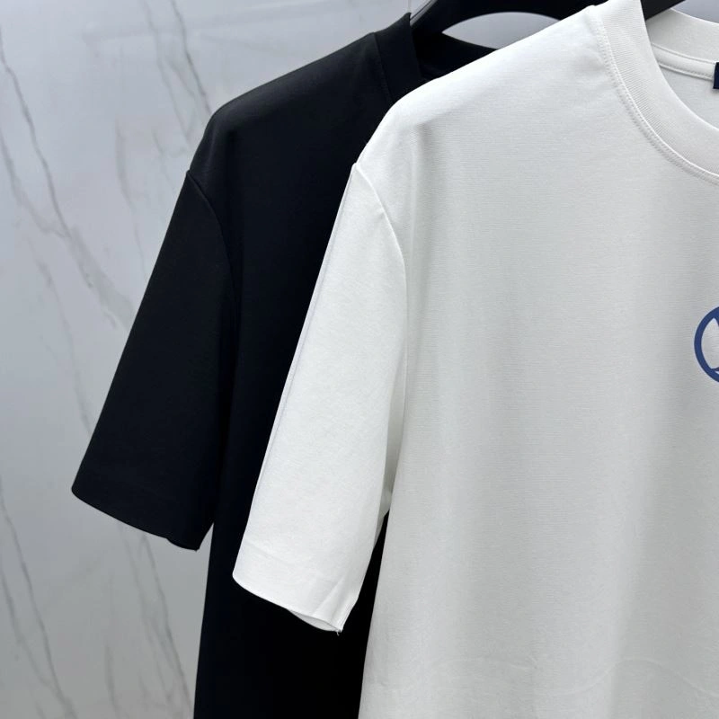 Louis Vuitton T-Shirts UrbanChic 136123