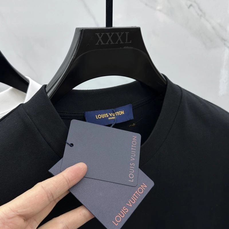 StreetReady Louis Vuitton T-Shirts 136127