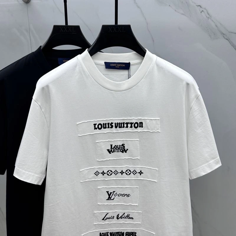 Louis Vuitton T-Shirts Durable 136128
