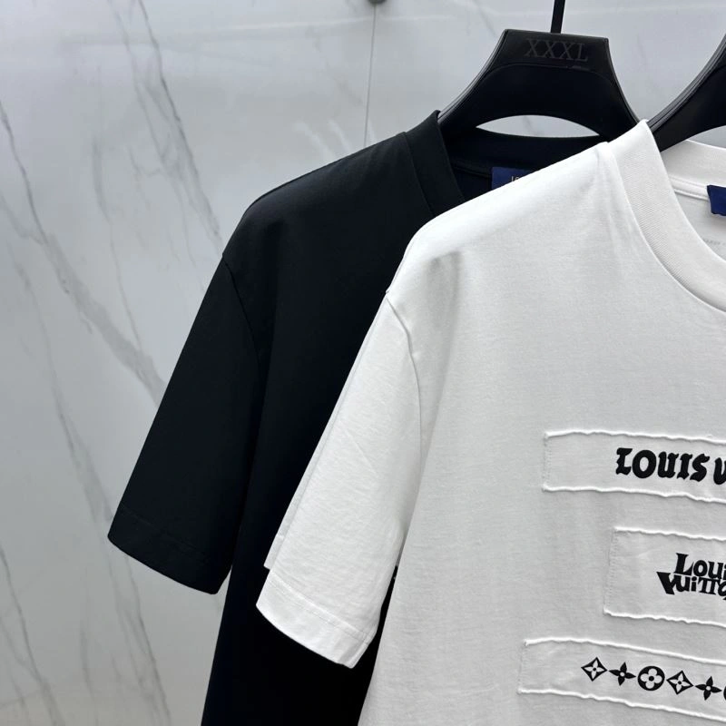Louis Vuitton T-Shirts Durable 136128
