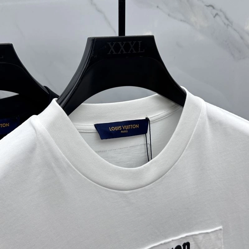 Louis Vuitton T-Shirts Durable 136128