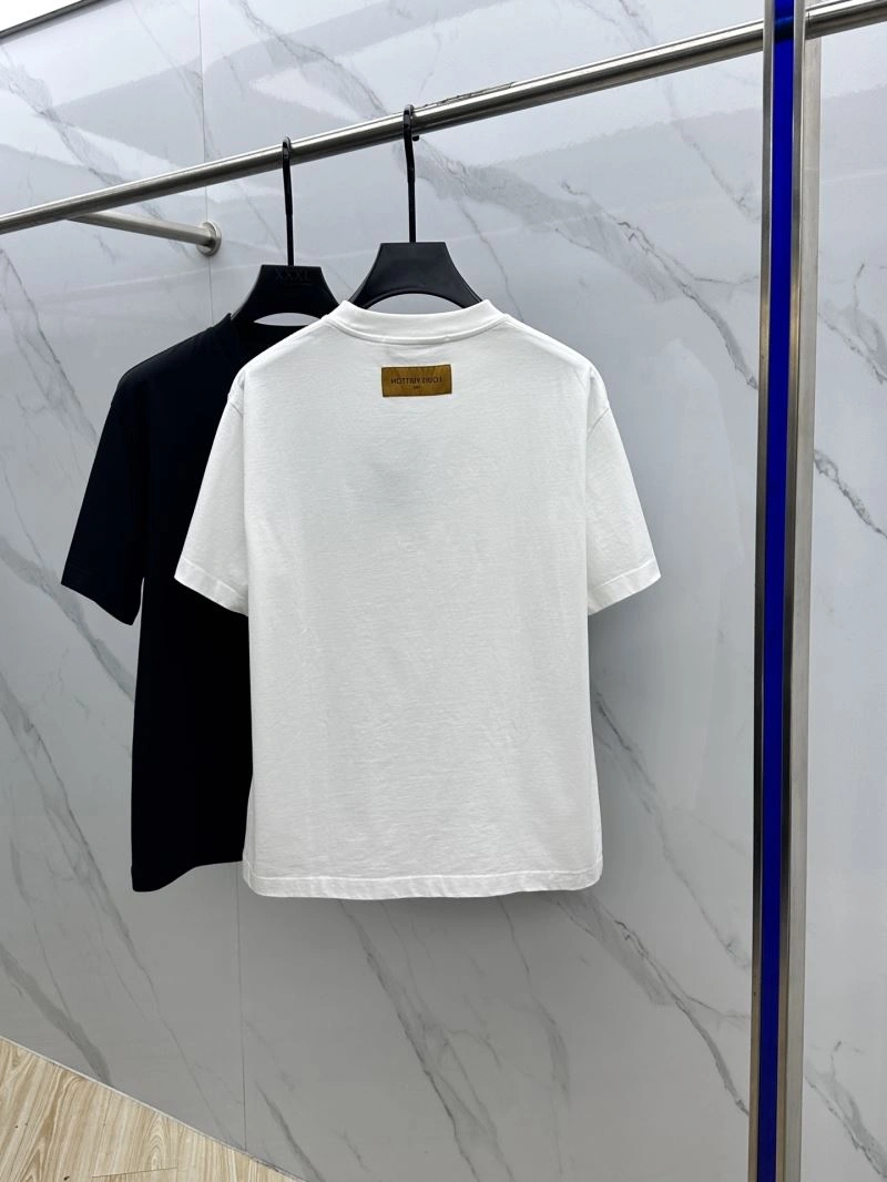 Louis Vuitton T-Shirts Durable 136128