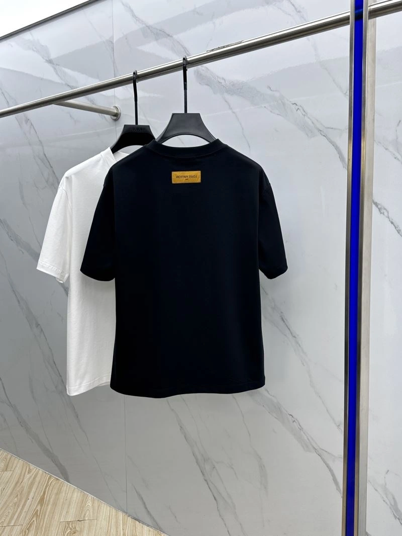Louis Vuitton T-Shirts WeatherProof 136122