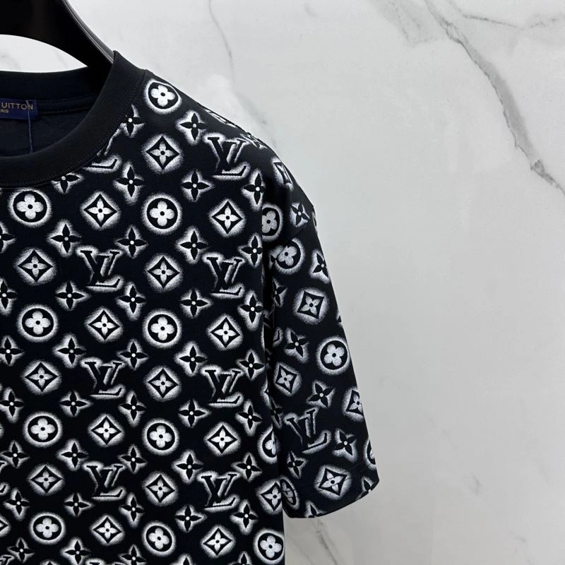 FastDry Louis Vuitton T-Shirts 136119