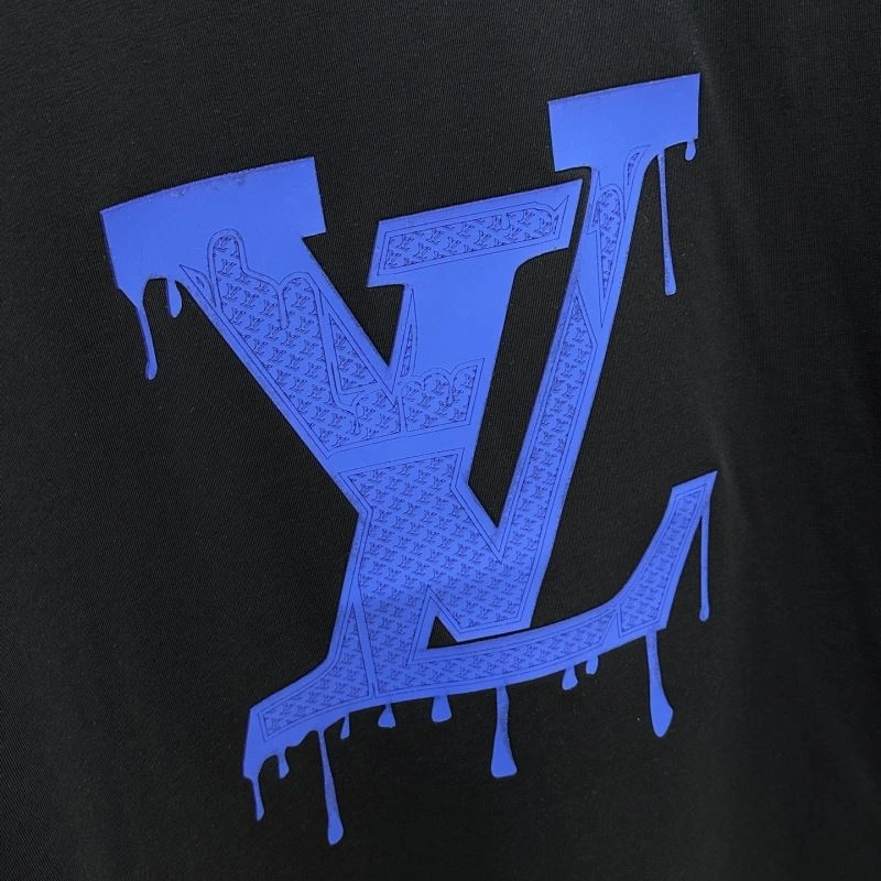 Louis Vuitton T-Shirts Stretchable 136117