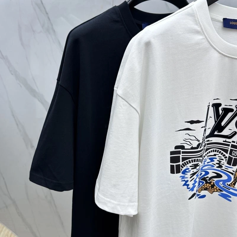 Louis Vuitton T-Shirts Chic 136118
