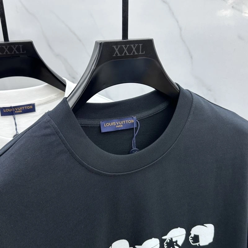 Louis Vuitton T-Shirts Comfortable 136102