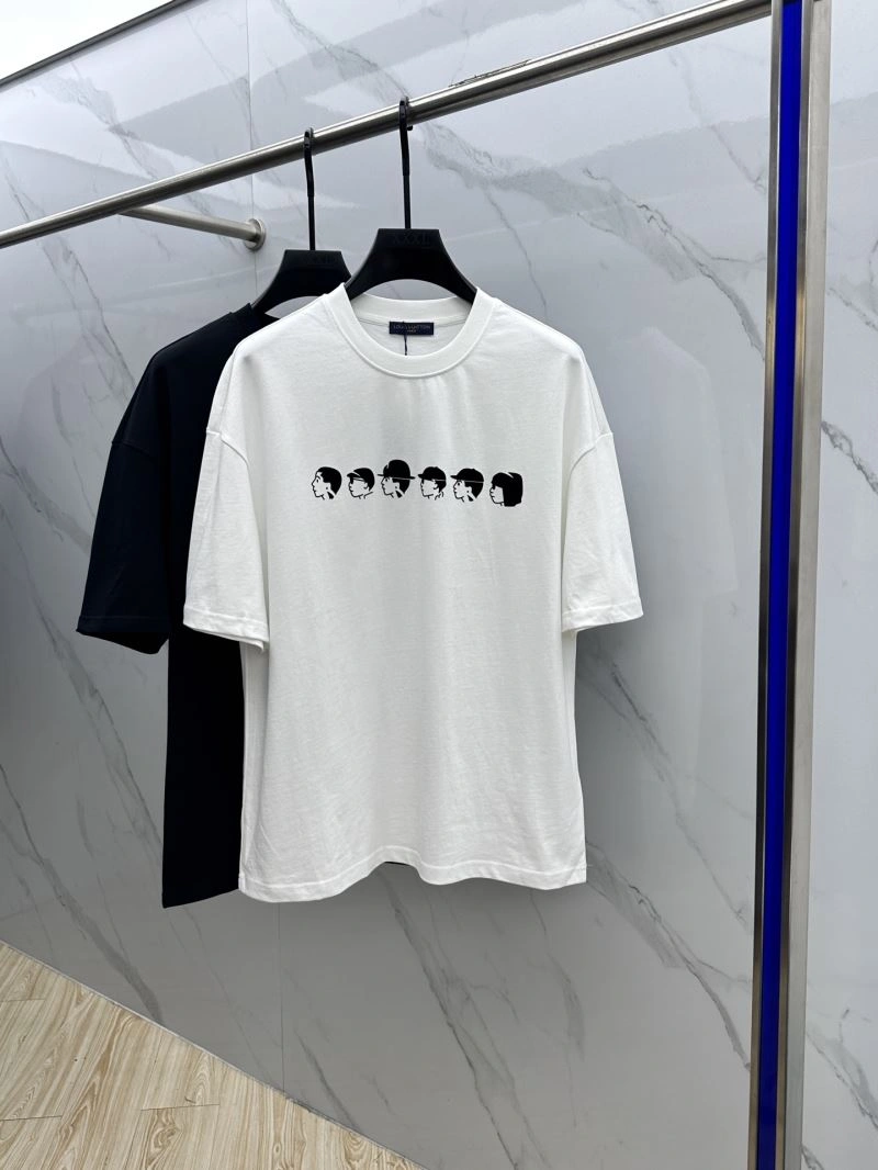 Durable Louis Vuitton T-Shirts 136111