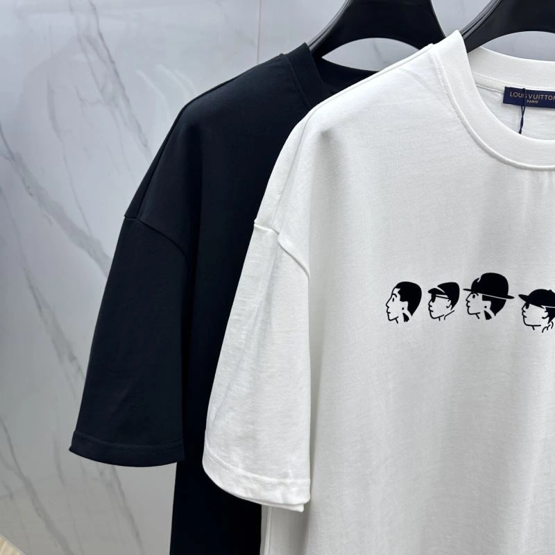 Durable Louis Vuitton T-Shirts 136111