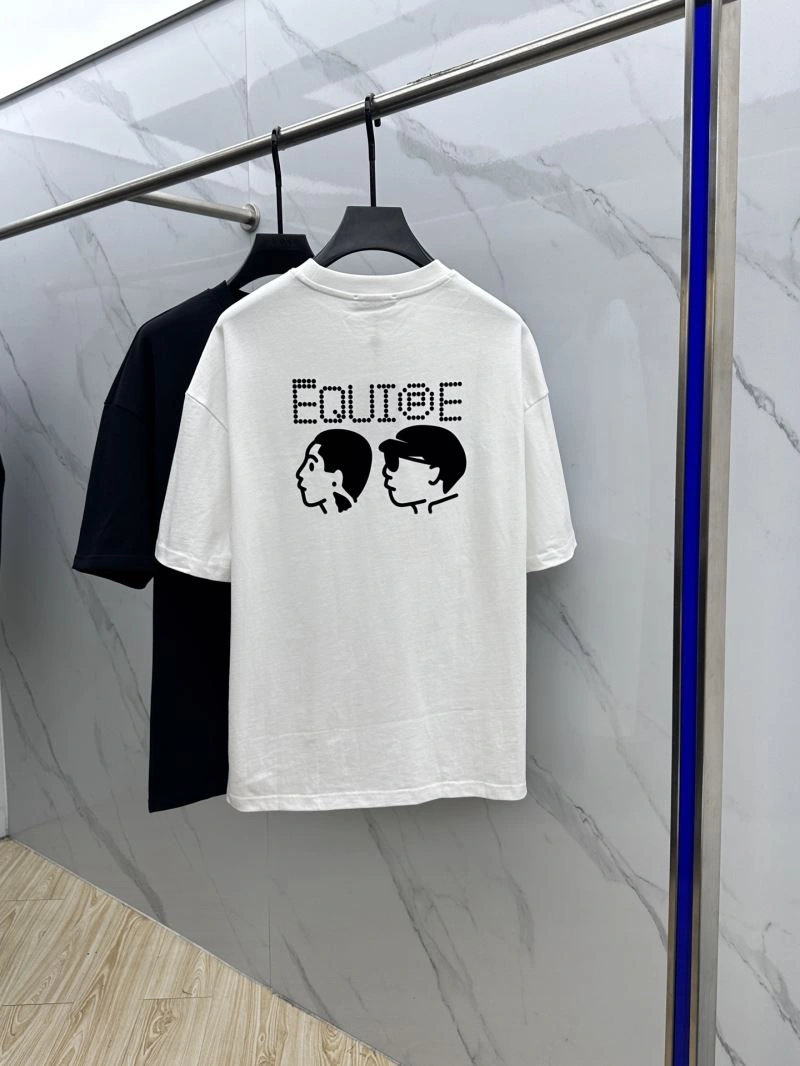 Durable Louis Vuitton T-Shirts 136111