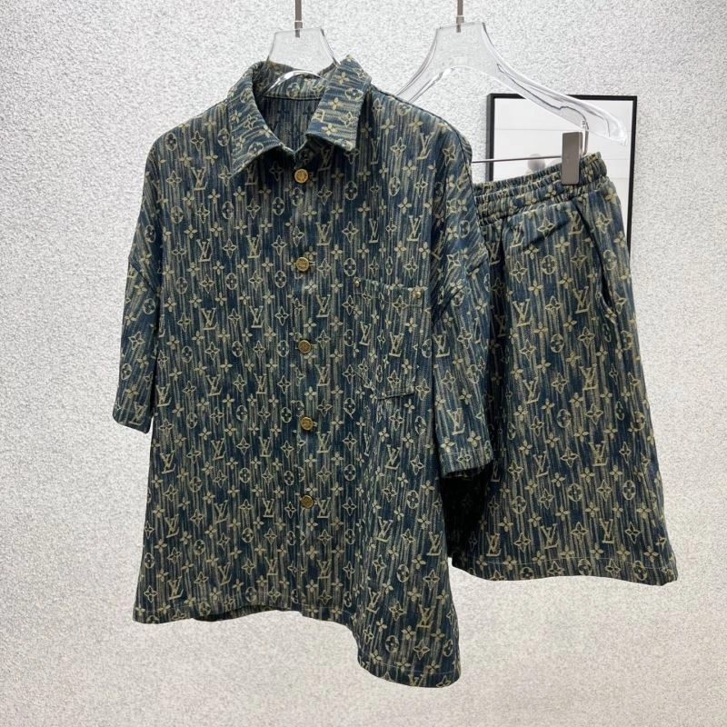Louis Vuitton T-Shirts Soft 136112