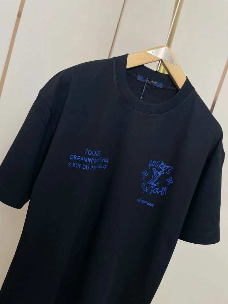 Comfortable Louis Vuitton T-Shirts 136110