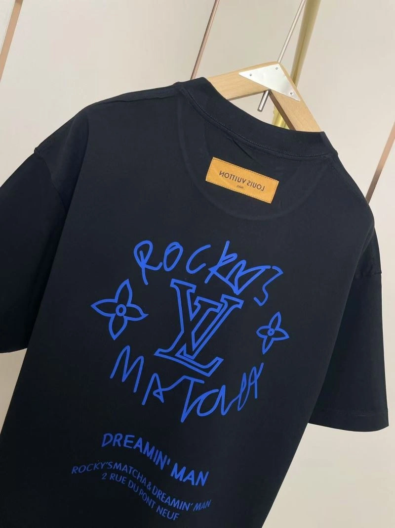 Comfortable Louis Vuitton T-Shirts 136110