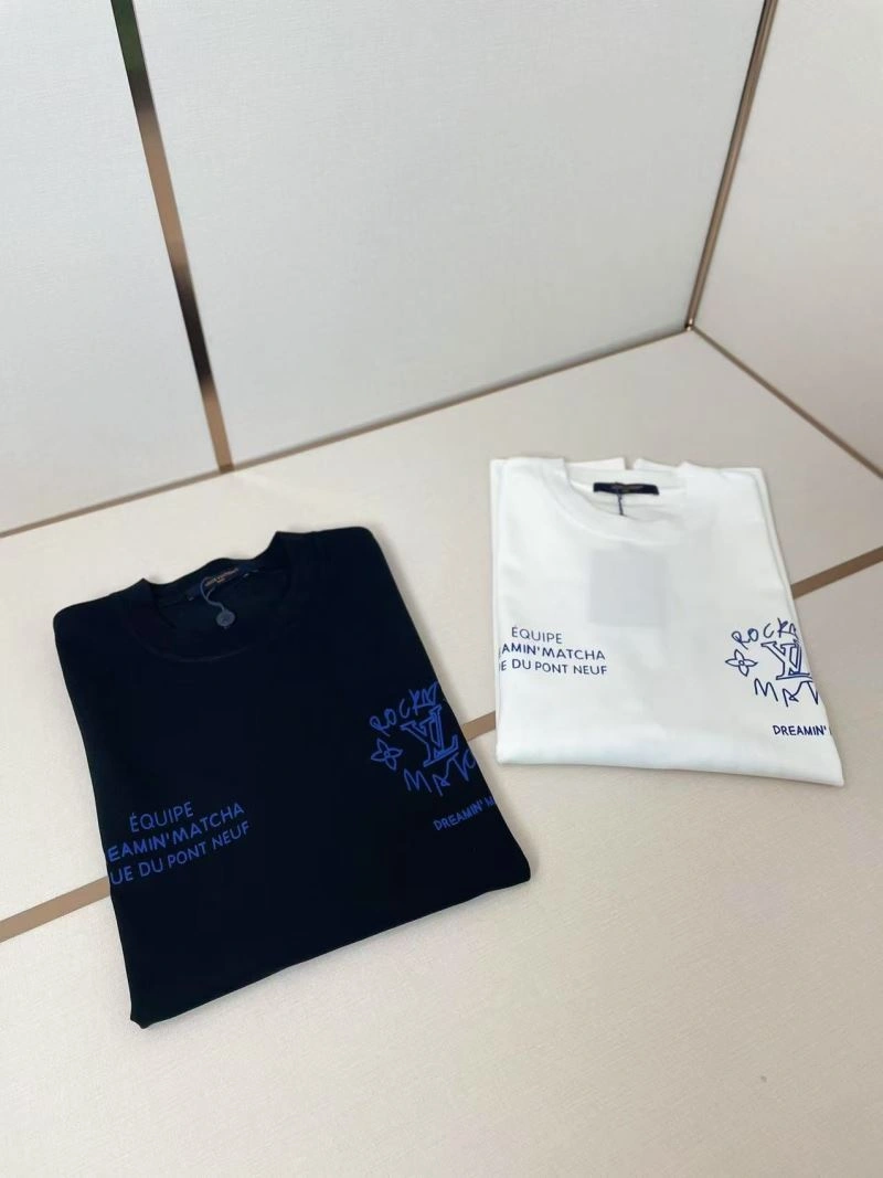 Comfortable Louis Vuitton T-Shirts 136110