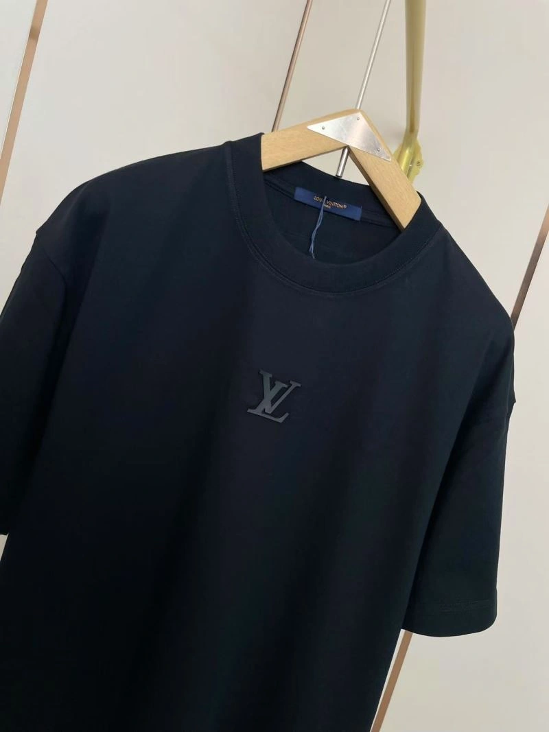 HighPerformance Louis Vuitton T-Shirts 136103