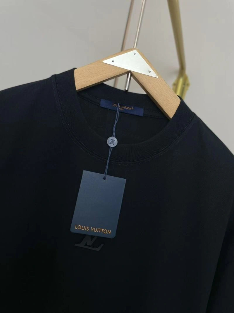 HighPerformance Louis Vuitton T-Shirts 136103