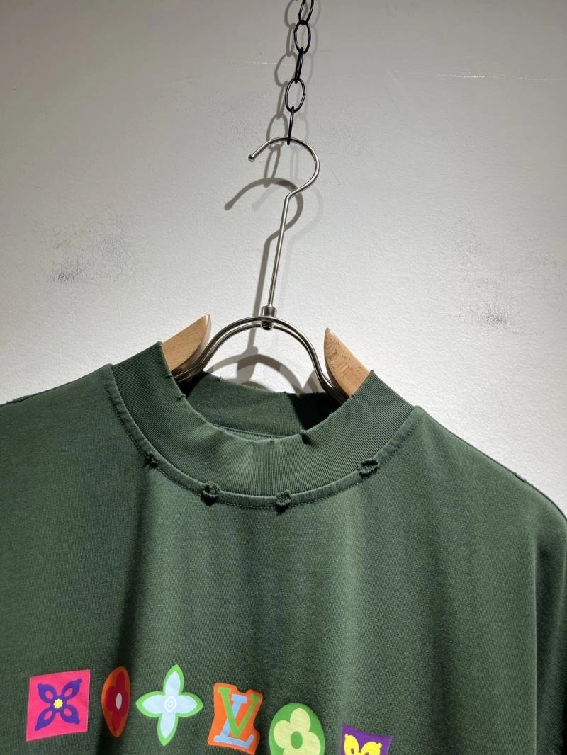 Classic Louis Vuitton T-Shirts 136088