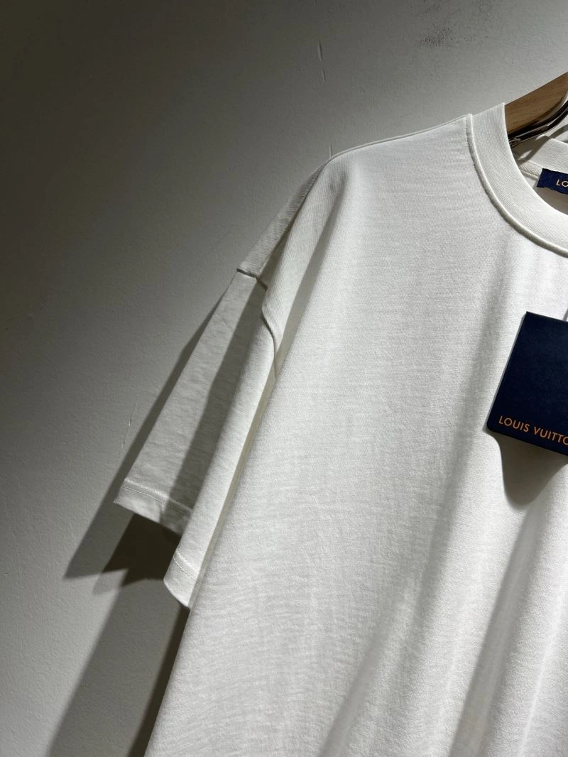 Louis Vuitton T-Shirts Original 136097