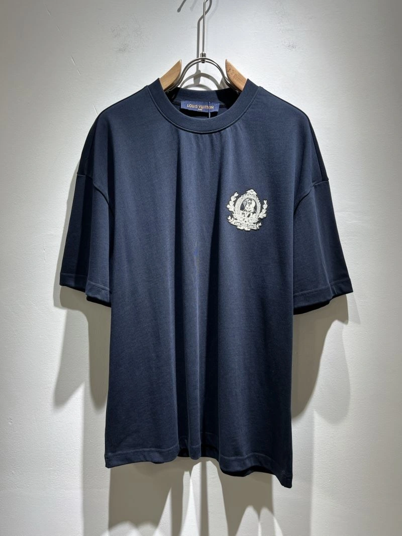 Louis Vuitton T-Shirts Functional 136085