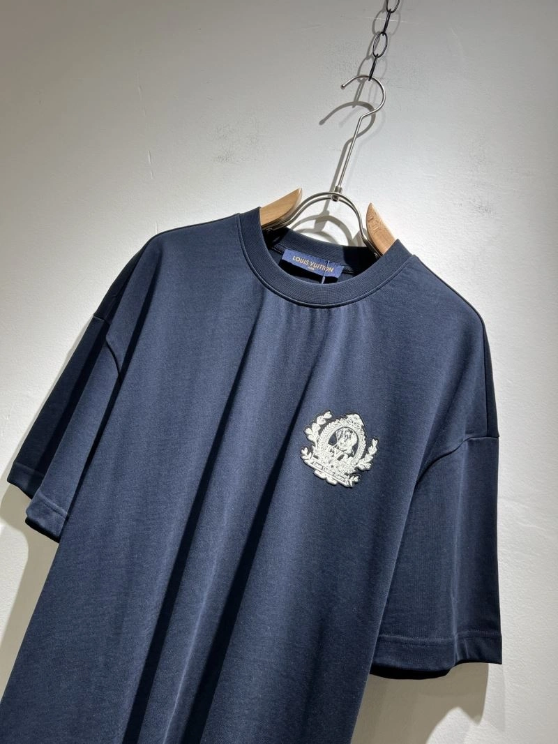 Louis Vuitton T-Shirts Functional 136085