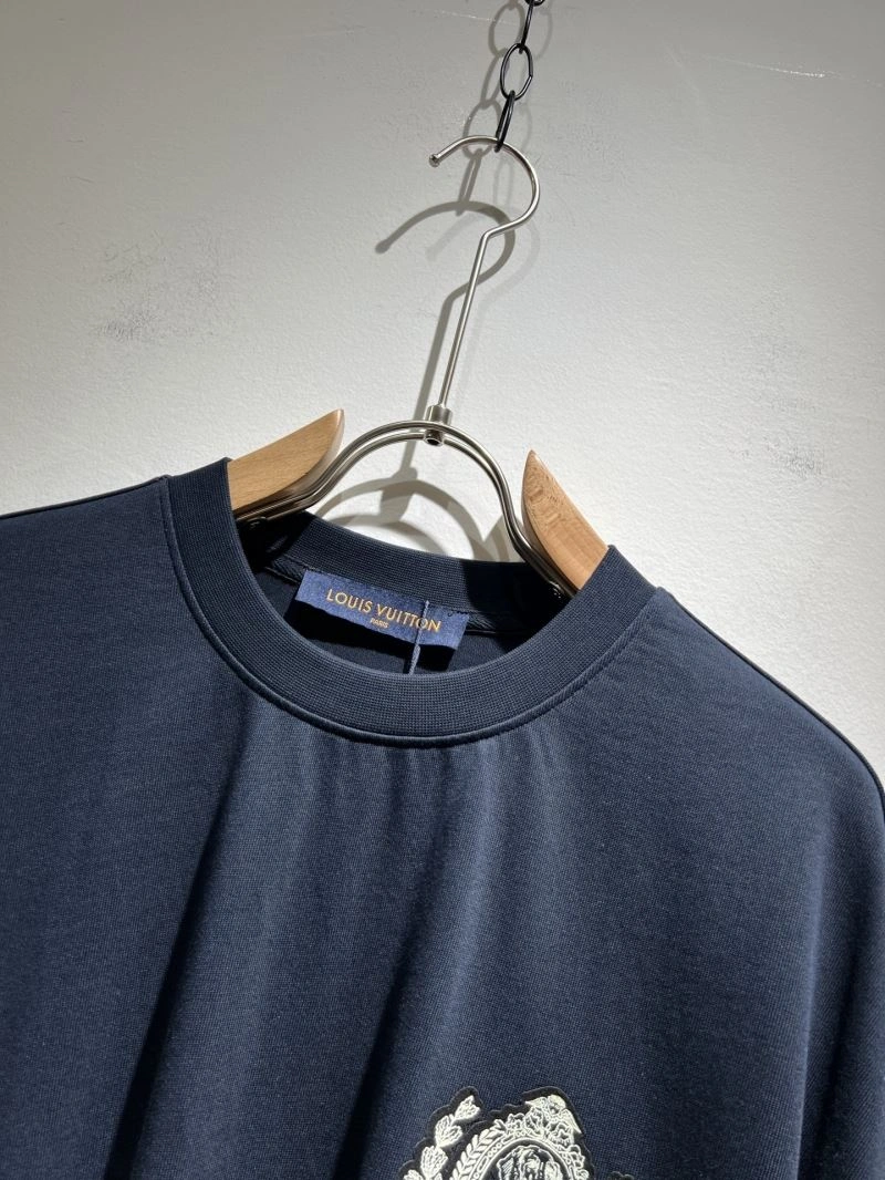 Louis Vuitton T-Shirts Functional 136085