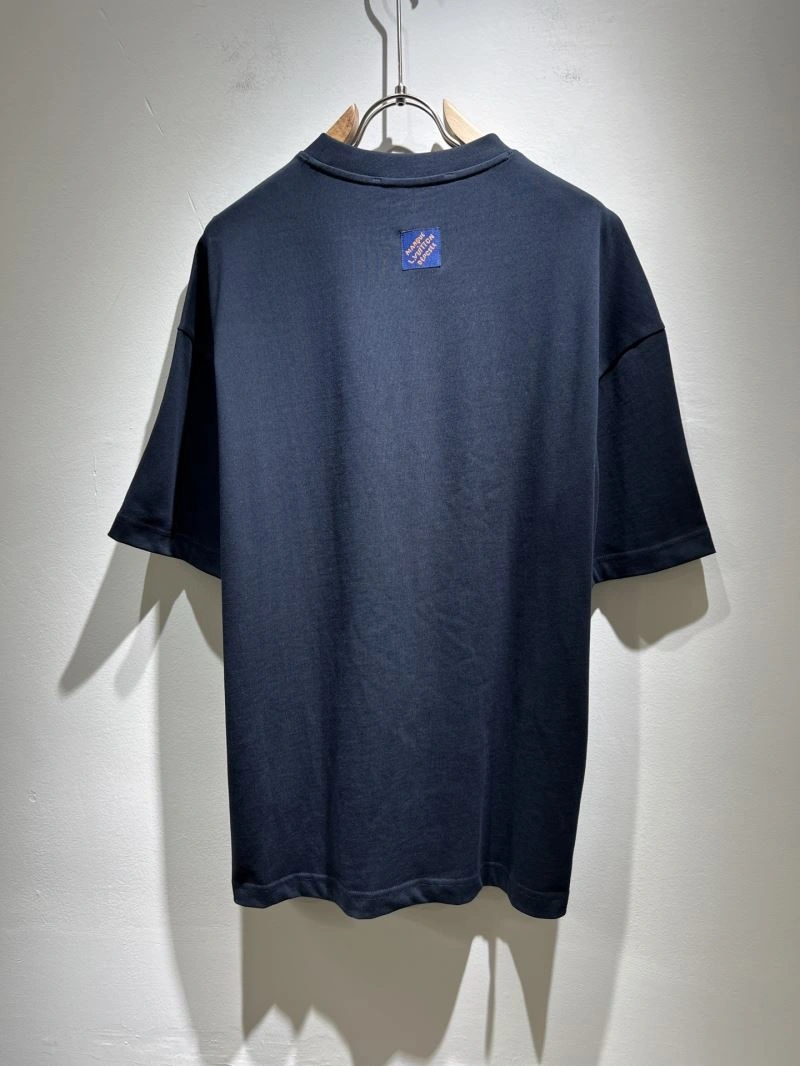 Louis Vuitton T-Shirts Functional 136085