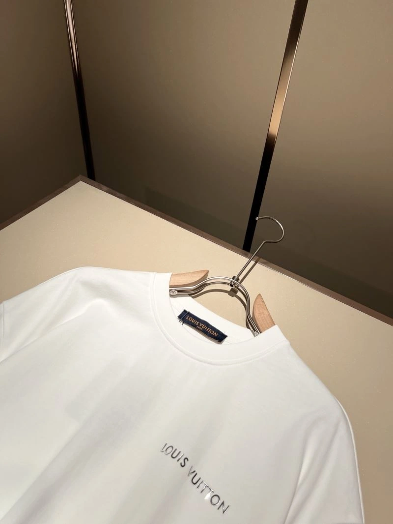 Louis Vuitton T-Shirts Original 136096