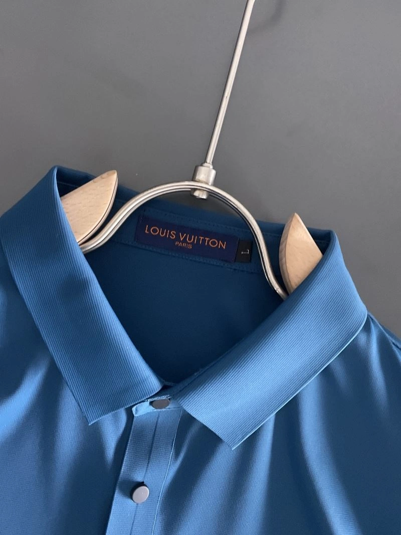 Premium Louis Vuitton T-Shirts 136082