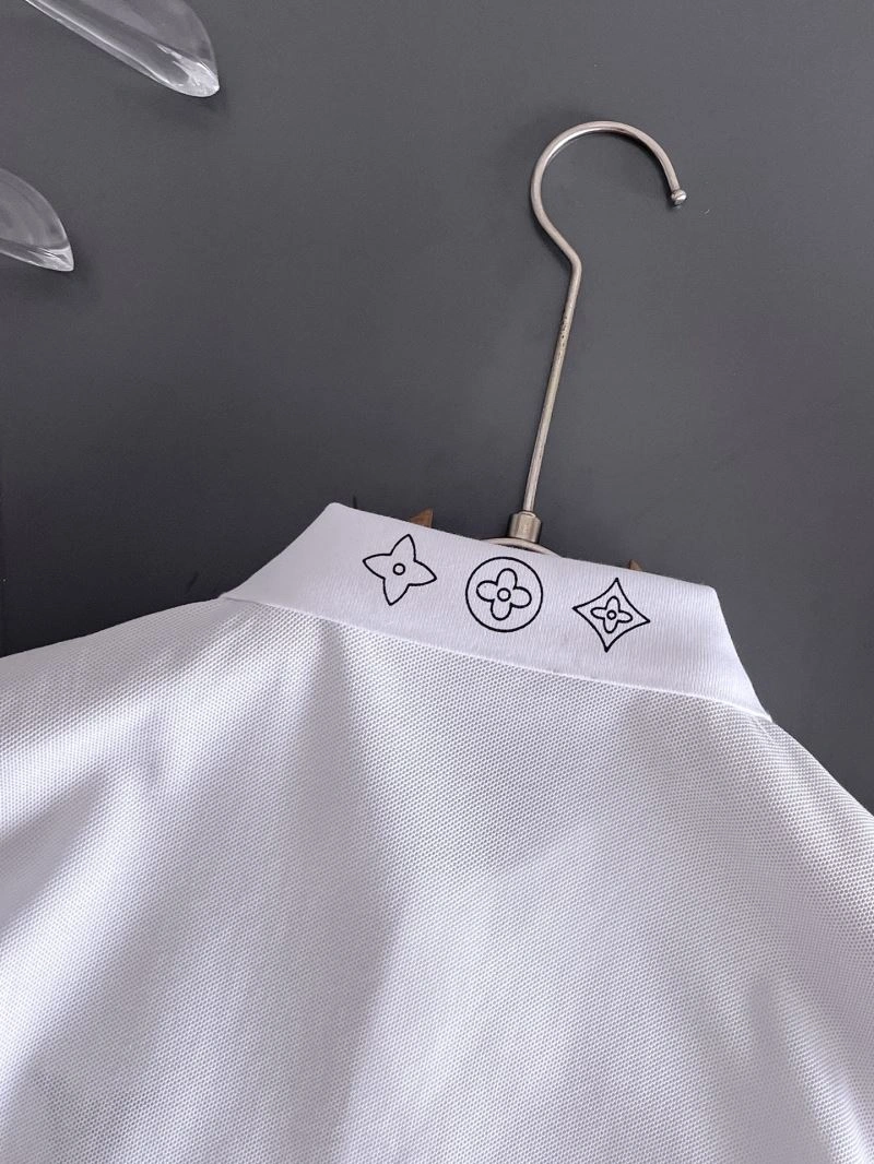 OdorResistant Louis Vuitton T-Shirts 136061