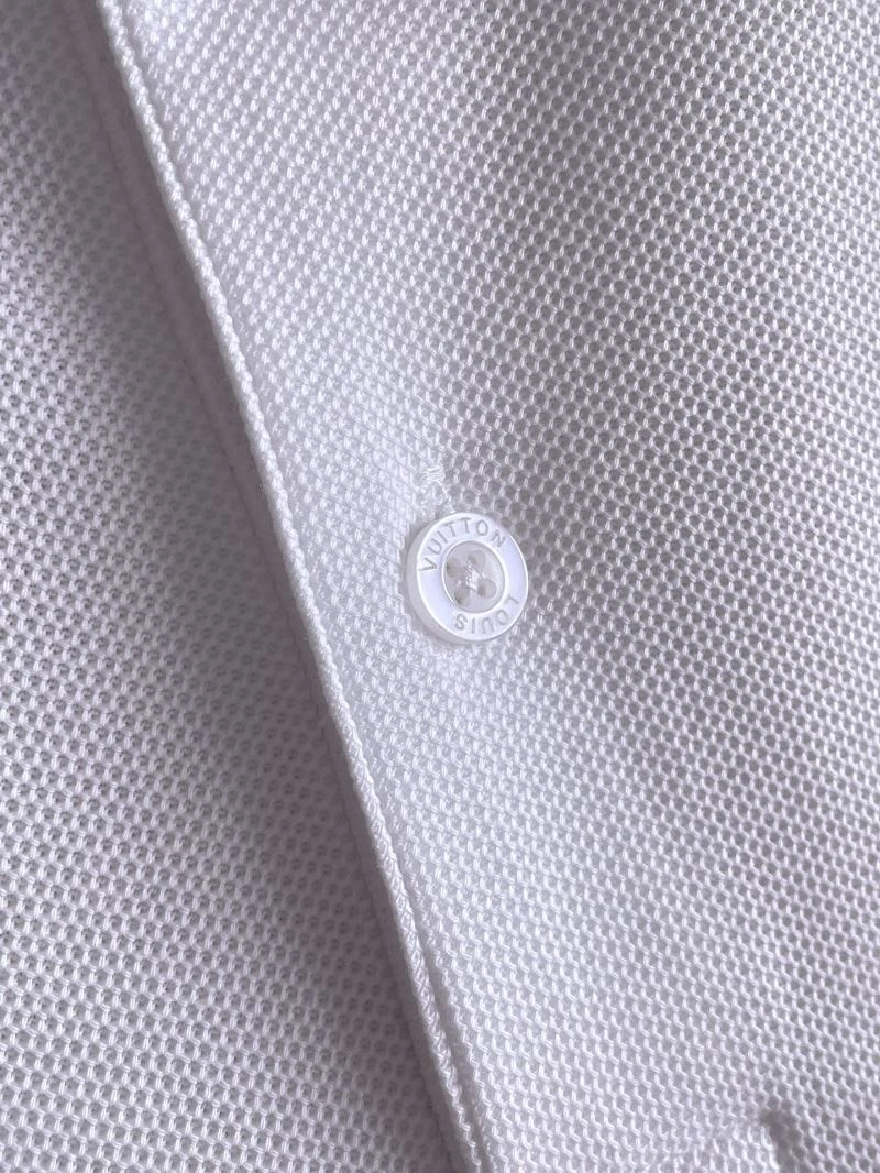 OdorResistant Louis Vuitton T-Shirts 136061
