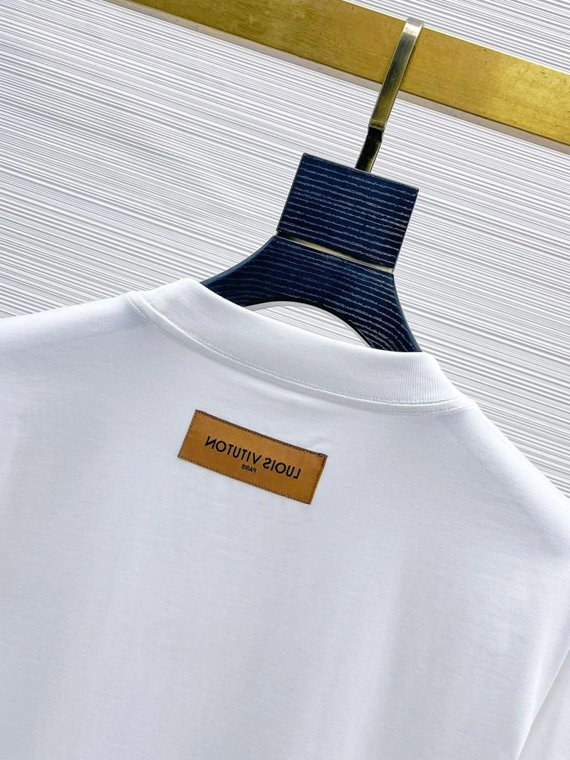 Louis Vuitton T-Shirts Practical 136052