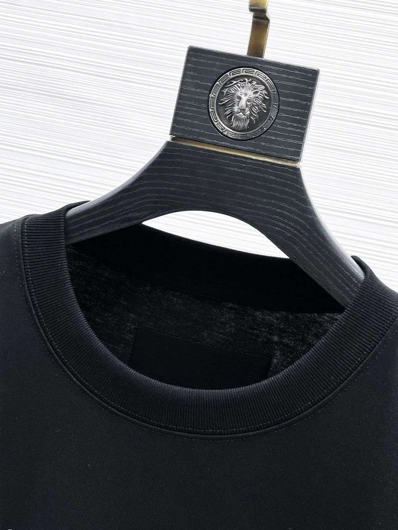 Refined Louis Vuitton T-Shirts 136078