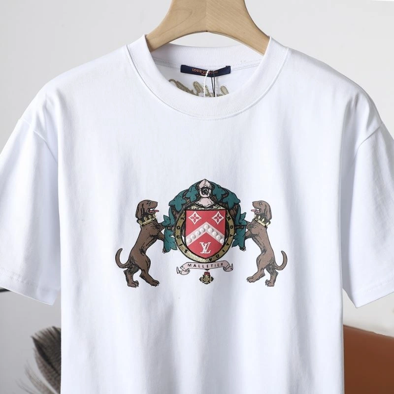Louis Vuitton T-Shirts ComfortFit 136056