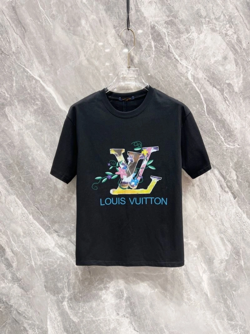 Louis Vuitton T-Shirts TimelessDesign 136059