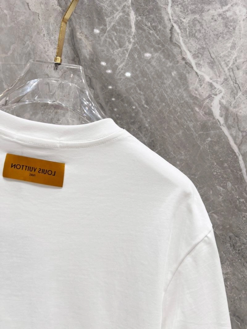 Louis Vuitton T-Shirts Chic 136069