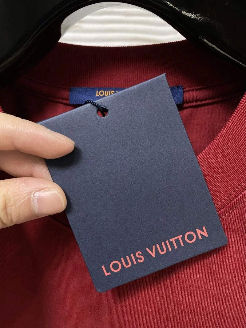 SoftTouch Louis Vuitton T-Shirts 136064