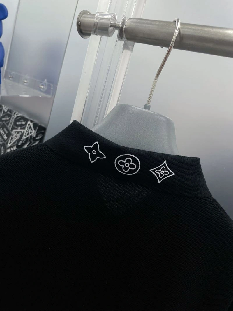 OdorResistant Louis Vuitton T-Shirts 136050