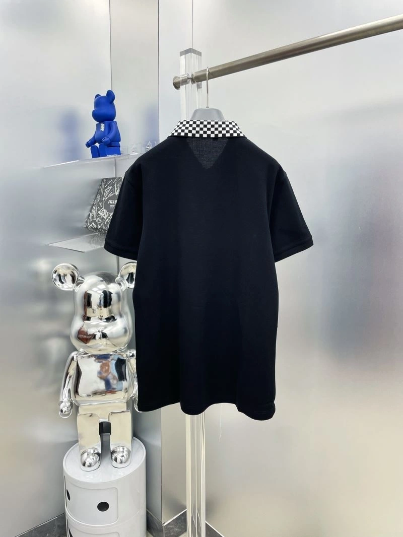 Chic Louis Vuitton T-Shirts 136071