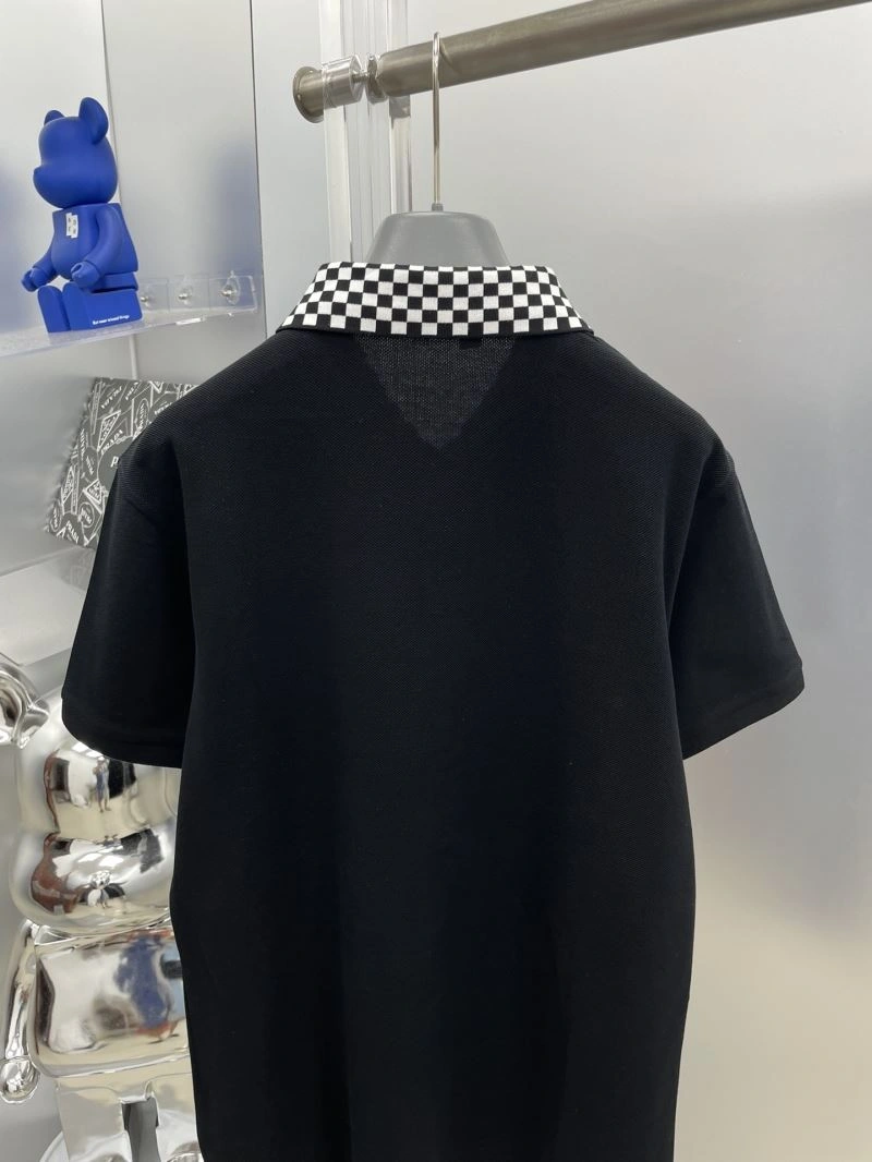 Chic Louis Vuitton T-Shirts 136071