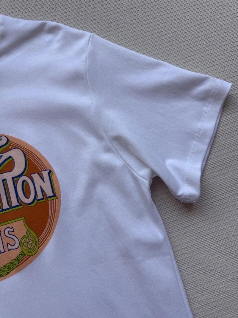 Lightweight Louis Vuitton T-Shirts 131014