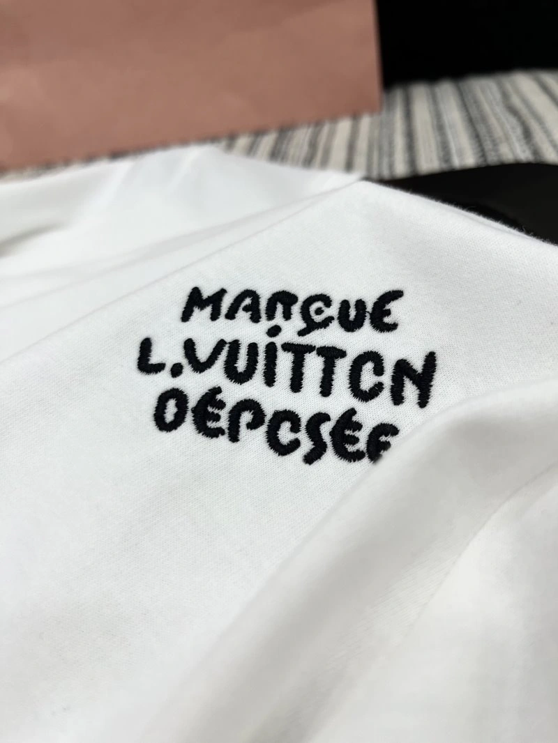 Thermal Louis Vuitton T-Shirts 131007