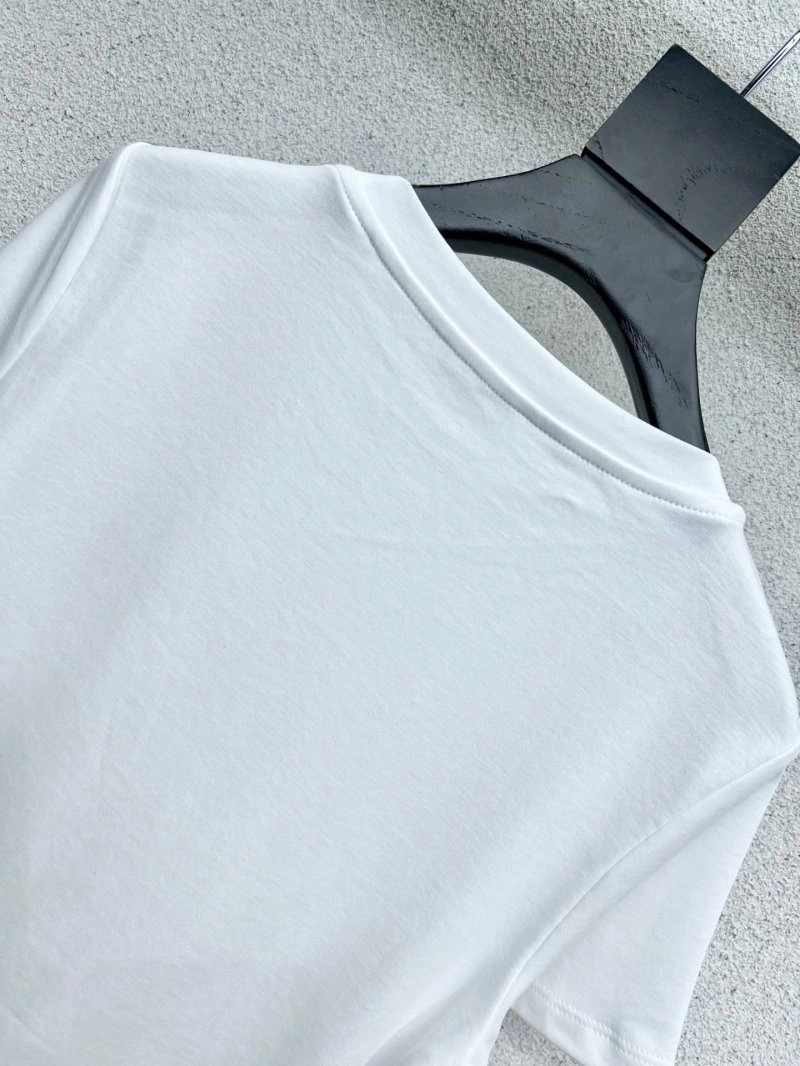Compact Louis Vuitton T-Shirts 130993