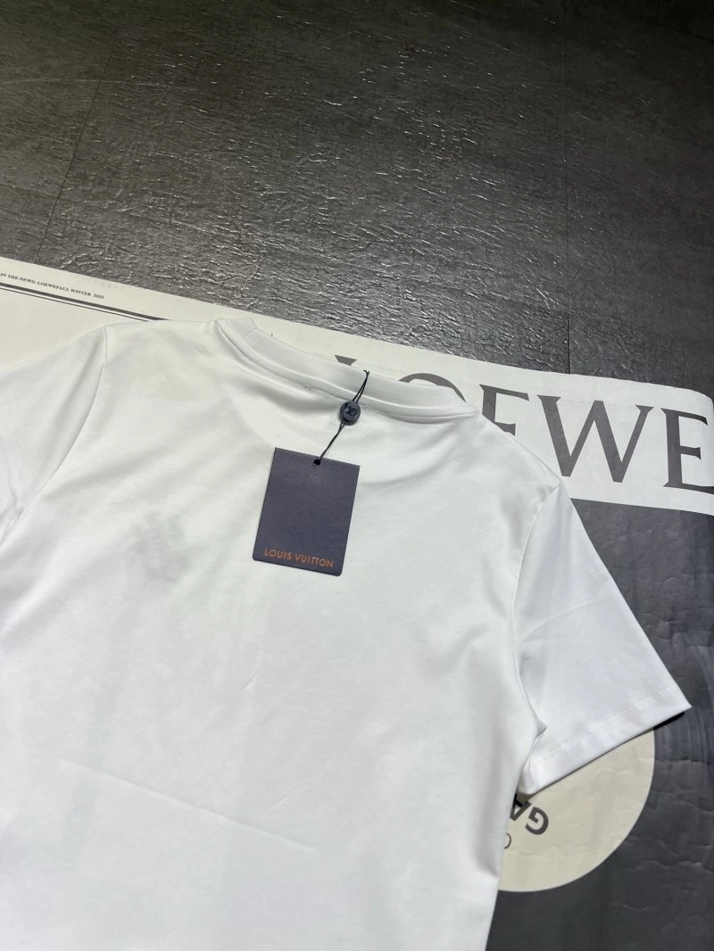 WeatherProof Louis Vuitton T-Shirts 130991