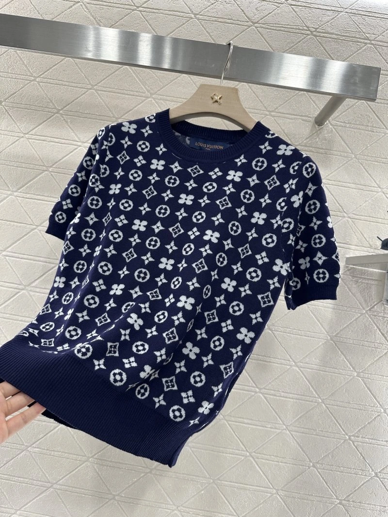 Louis Vuitton T-Shirts Stretchable 130979